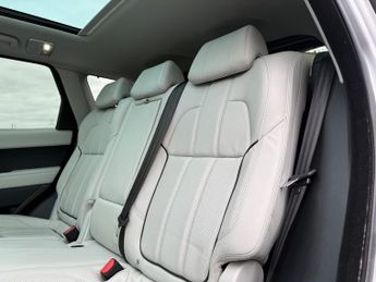 Land Rover Range Rover Sport 3.0 SD V6 HSE SUV 5dr Diesel Auto 4WD Euro 6 (s/s) (306 ps)