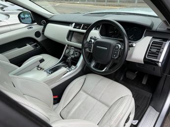 Land Rover Range Rover Sport 3.0 SD V6 HSE SUV 5dr Diesel Auto 4WD Euro 6 (s/s) (306 ps)