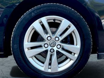 Vauxhall Astra 1.4i Turbo Design Auto Euro 6 (s/s) 5dr
