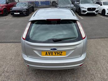 Ford Focus 1.6 Sport Hatchback 5dr Petrol Auto (184 g/km, 99 bhp)