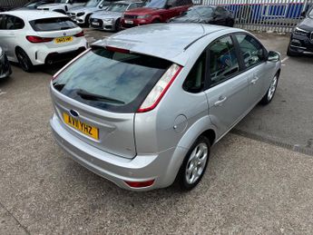 Ford Focus 1.6 Sport Hatchback 5dr Petrol Auto (184 g/km, 99 bhp)