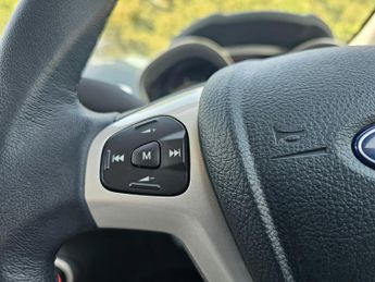 Ford Fiesta 1.4 Zetec Hatchback 3dr Petrol Automatic (154 g/km, 94 bhp)