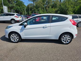 Ford Fiesta 1.4 Zetec Hatchback 3dr Petrol Automatic (154 g/km, 94 bhp)