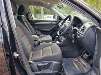Audi Q3 2.0 TFSI SE SUV 5dr Petrol S Tronic quattro Euro 5 (s/s) (211 ps