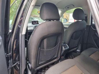 Audi Q3 2.0 TFSI SE SUV 5dr Petrol S Tronic quattro Euro 5 (s/s) (211 ps