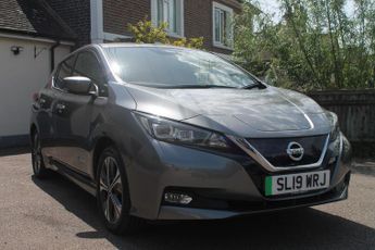 Nissan Leaf 40kWh Tekna Hatchback 5dr Electric Auto (150 ps)