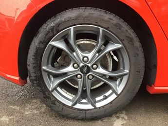 Ford Focus 1.0T EcoBoost ST-Line Hatchback 5dr Petrol Manual Euro 6 (s/s) (