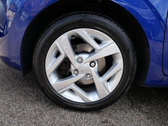 Hyundai i10 1.0 SE Connect Auto Euro 6 (s/s) 5dr 28000 Miles