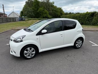 Toyota Aygo 1.0 VVT-i Move Hatchback 5dr Petrol Manual Euro 5 (68 ps)