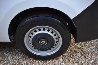 Renault Kangoo E-Tech ML19 45kWh Advance Auto MWB 6dr