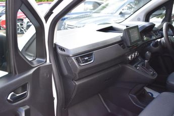 Renault Kangoo E-Tech ML19 45kWh Advance Auto MWB 6dr