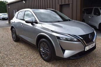 Nissan Qashqai 1.3 DIG-T MHEV Acenta Premium Euro 6 (s/s) 5dr