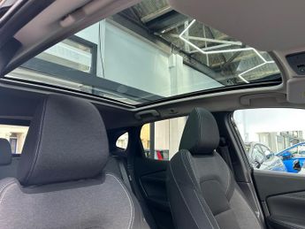 Nissan Qashqai 1.3 DIG-T MHEV N-Connecta SUV Petrol Hybrid XTRON Euro 6 (s/s) (