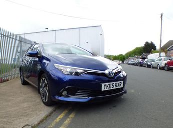Toyota Auris 1.8 VVT-h Design CVT Euro 6 (s/s) 5dr (Safety Sense)