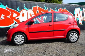 Peugeot 107 1.0 12V Urban Hatchback 5dr Petrol Manual Euro 4 (68 ps)