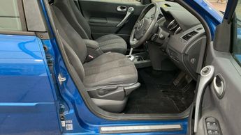 Renault Megane 1.6 VVT Dynamique Hatchback 5dr Petrol Proactive (184 g/km, 111 
