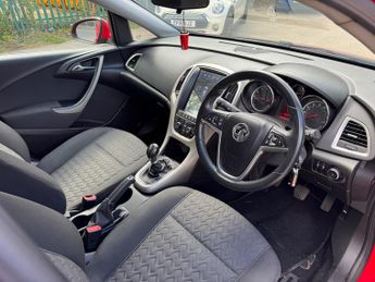 Vauxhall Astra 1.4 16v Energy Hatchback 5dr Petrol Manual Euro 5 (100 ps)