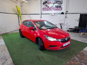 Vauxhall Astra 1.4i Tech Line Hatchback 5dr Petrol Manual Euro 6 (100 ps)