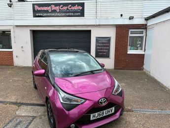 Toyota Aygo 1.0 VVT-i x-cite Hatchback 5dr Petrol x-shift Euro 6 (71 ps)