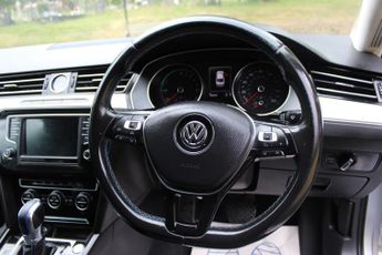 Volkswagen Passat 1.4 TSI GTE Saloon 4dr Petrol Plug-in Hybrid DSG SAT NAV CRUISE 