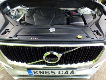 Volvo XC90 2.0 D5 Momentum Geartronic 4WD Euro 6 (s/s) 5dr