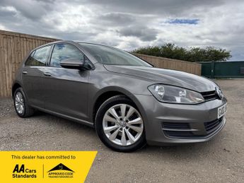Volkswagen Golf TDi 1.6 TDI BlueMotion Tech SE Hatchback 5dr Diesel DSG Euro 5 (s/s)