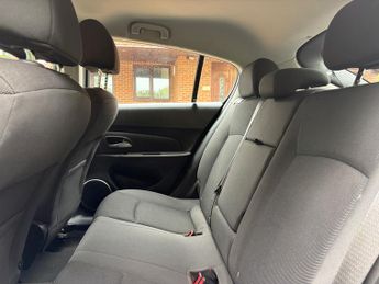 Chevrolet Cruze 1.6 LT Hatchback 5dr Petrol Auto Euro 5 (124 ps)