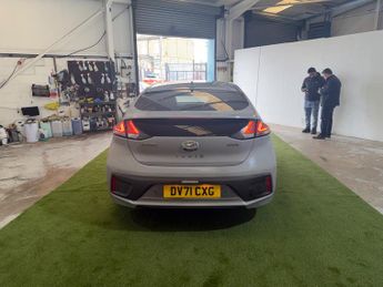 Hyundai Ioniq 1.6 h-GDi Premium SE Hatchback 5dr Petrol Hybrid DCT Euro 6 (s/s