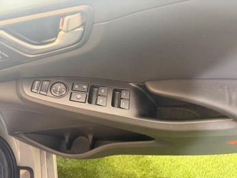 Hyundai Ioniq 1.6 h-GDi Premium SE Hatchback 5dr Petrol Hybrid DCT Euro 6 (s/s