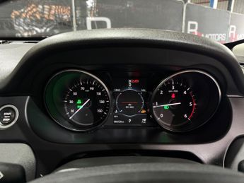 Land Rover Discovery Sport 2.0 TD4 HSE SUV 5dr Diesel Auto 4WD Euro 6 (s/s) (180 ps)