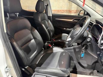MG ZS 1.0 T-GDI Exclusive SUV 5dr Petrol Auto Euro 6 (111 ps)
