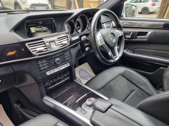Mercedes-Benz E Class 2.0 E250 AMG Night Edition (Premium) Saloon 4dr Petrol G-Tronic+