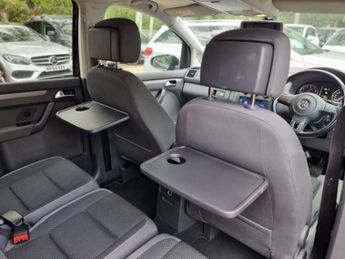 Volkswagen Touran 1.4 TSI SE MPV 5dr Petrol DSG Euro 5 (140 ps)