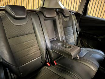 Ford Kuga 2.0 TDCi Titanium SUV 5dr Diesel Powershift AWD - AUTOMATIC - 4X