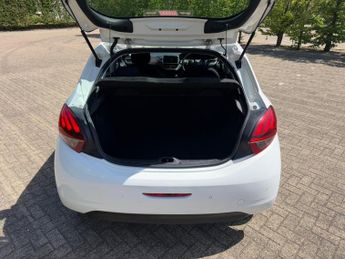 Peugeot 208 1.2 PureTech Active Hatchback 5dr Petrol Manual Euro 6 (82 ps)