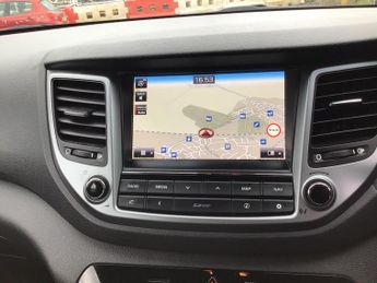 Hyundai Tucson 1.7 CRDi Blue Drive SE Nav SUV 5dr Diesel DCT Euro 6 (s/s) (141 