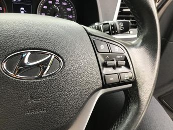 Hyundai Tucson 1.7 CRDi Blue Drive SE Nav SUV 5dr Diesel DCT Euro 6 (s/s) (141 