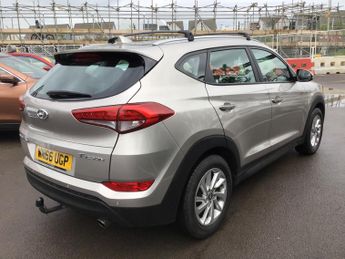 Hyundai Tucson 1.7 CRDi Blue Drive SE Nav SUV 5dr Diesel DCT Euro 6 (s/s) (141 
