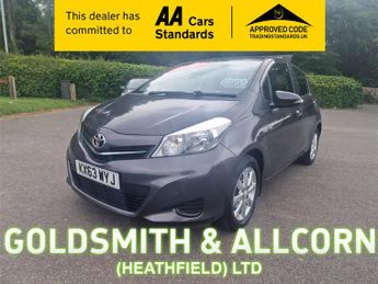 Toyota Yaris 1.33 Dual VVT-i TR Hatchback 5dr Petrol Manual Euro 5 (101 ps)+L