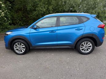 Hyundai Tucson 2.0 CRDi SE Nav SUV 5dr Diesel Auto 4WD Euro 6 (136 ps)