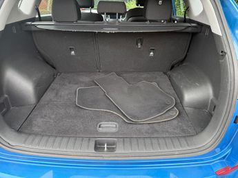 Hyundai Tucson 2.0 CRDi SE Nav SUV 5dr Diesel Auto 4WD Euro 6 (136 ps)