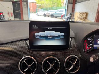 Mercedes-Benz B Class 1.6 B200 AMG Line (Premium Plus) MPV 5dr Petrol 7G-DCT Euro 6 (s