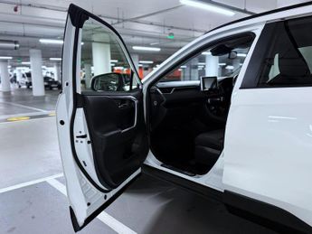 Toyota RAV4 2.5 VVT-h GPF Design SUV 5dr Petrol Hybrid CVT Euro 6 (s/s) (218