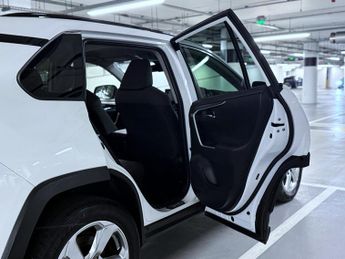 Toyota RAV4 2.5 VVT-h GPF Design SUV 5dr Petrol Hybrid CVT Euro 6 (s/s) (218