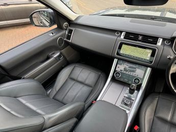 Land Rover Range Rover Sport 2.0 P400e 13.1kWh HSE SUV 5dr Petrol Plug-in Hybrid Auto 4WD Eur
