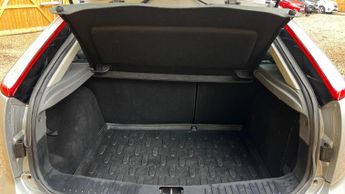Ford Focus 1.6 TDCi DPF Zetec 5dr