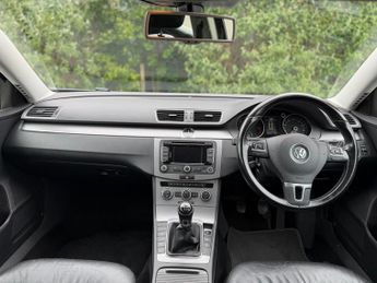 Volkswagen Passat 1.6 TDI BlueMotion Tech Executive Estate 5dr Diesel Manual Euro 
