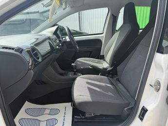 Volkswagen UP! high up heated seats great spec low mileage auto