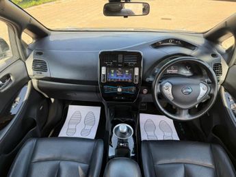 Nissan LEAF 30kWh Tekna Hatchback 5dr Electric Auto (109 bhp)