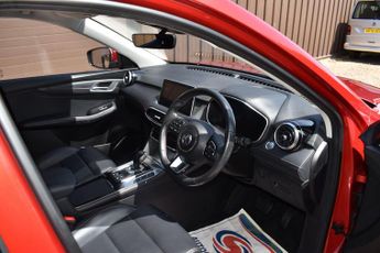 MG HS 1.5 T-GDI Excite DCT Euro 6 (s/s) 5dr